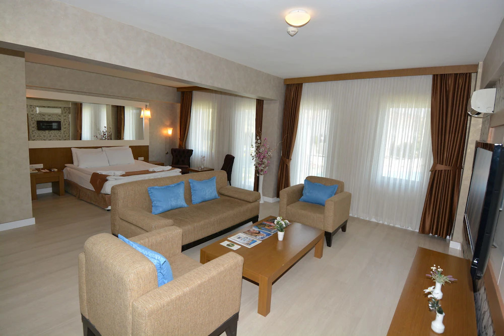 Tripolis Hotel & Spa Famıly Oda 